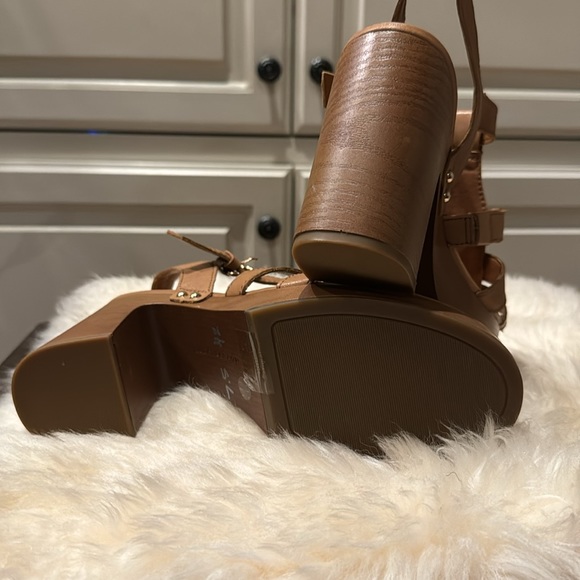 Brand New! Women's Imana Strappy Slingback Platform Dress Sandals - Picture 5 of 5